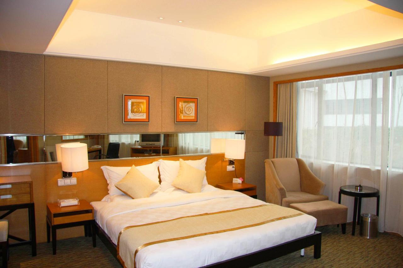 Yichang Banshan Hotel Esterno foto
