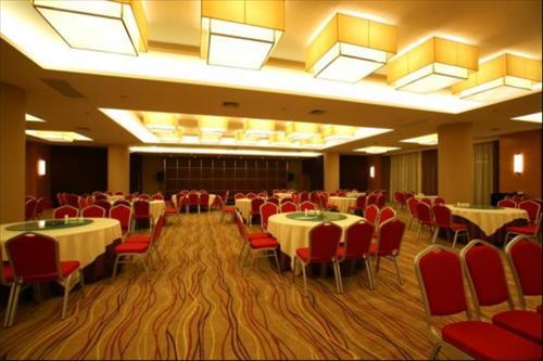 Yichang Banshan Hotel Ristorante foto