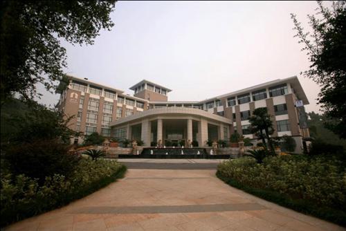 Yichang Banshan Hotel Esterno foto